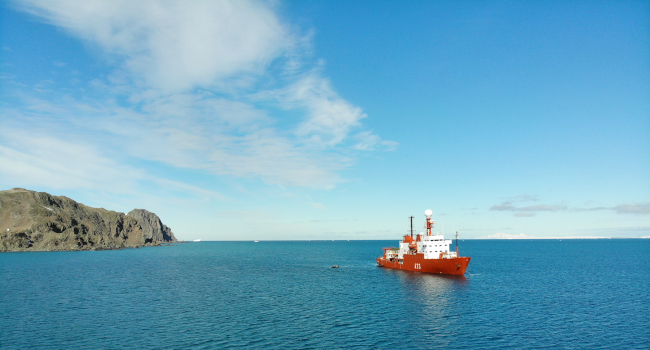 El buque de investigación oceanográfica de la Armada comienza así su XXX Campaña Antártica que durará 164 días y en la que, como en años anteriores...