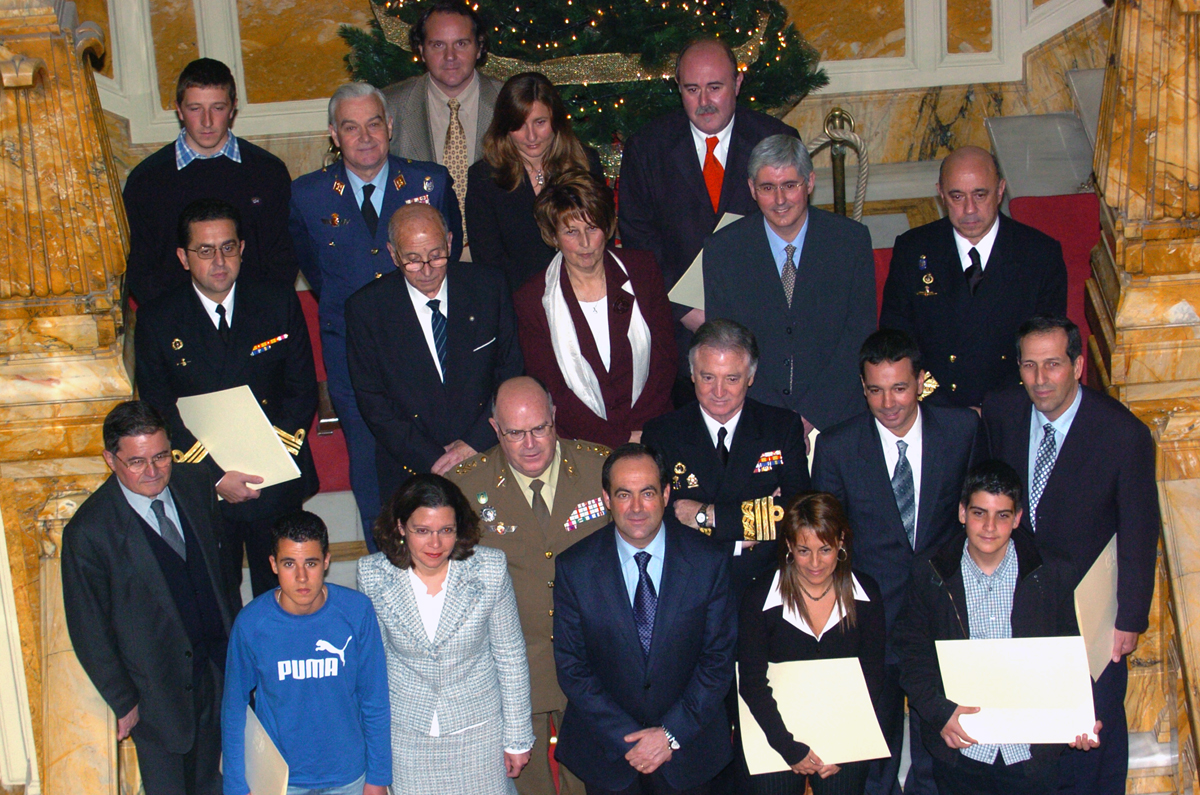 ACTO DE ENTREGA DE LOS PREMIOS 'VIRGEN DEL CARMEN' 2004