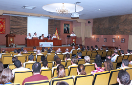 En el Centro Militar de Veterinaria(Madrid)