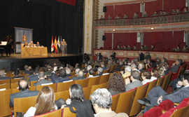 El Centro de Formación de Tropas nº 1 recibe la medalla de Cáceres