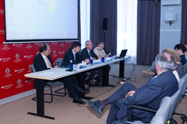 Acto de inauguración del curso “La política común de seguridad y Defensa. Un impulso necesario” organizado por la Universidad de Verano de la Universidad Complutense de Madrid (UCM) de El Escorial
