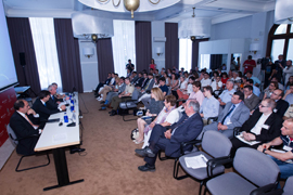 Acto de inauguración del curso “La política común de seguridad y Defensa. Un impulso necesario” organizado por la Universidad de Verano de la Universidad Complutense de Madrid (UCM) de El Escorial