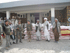 Los paracaidistas españoles del Equipo de Reconstrucción Provincial (PRT) en la provincia de Badghis, hacen entrega de 17 toneladas de arroz y harina al pueblo de Shanga Kers