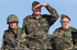 S.M. el Rey presencia un ejercicio de Tiro en el Campo de ¿Médano del Loro¿ (Huelva)
