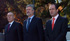 El Presidente del Congreso de los Diputados, Manuel Marín , (en el centro) el Presidente del senado, Francisco J. Rojo, (a la izquierda) y el ministro de Defensa, José Bono, copresiden el acto de izado de Bandera