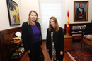 La Subsecretaria de Defensa, Irene Domínguez-Alcahud Martín-Peña, junto a Mari Skare, representante especial del Secretario General de la OTAN para Mujeres, Paz y Seguridad.