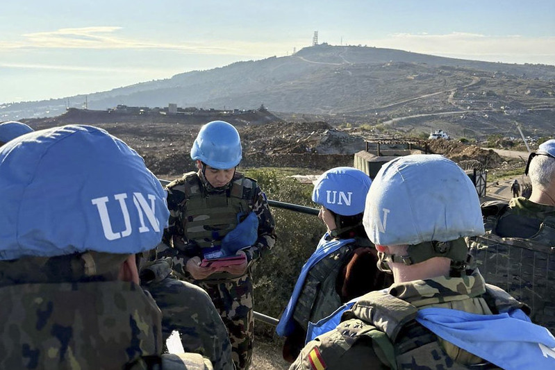 Robles asegura a su homólogo libanés que España continúa “firmemente comprometida” con la ONU y con las Fuerzas Armadas Li...
