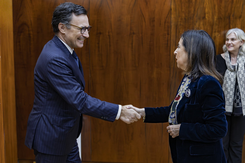 Se reúne con el presidente de la Asamblea Parlamentaria de la OTAN, Marcos Perestrello de Vasconcellos