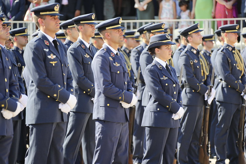 Nueva convocatoria de plazas para oficiales y suboficiales de las Fuerzas Armadas y Guardia Civil