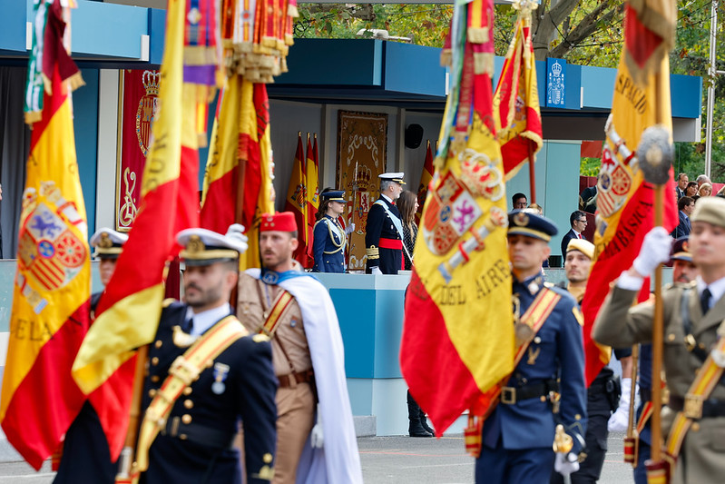 Las Fuerzas Armadas celebran el Día de la Fiesta Nacional respaldadas por un sólido apoyo ciudadano y su compromiso intern...