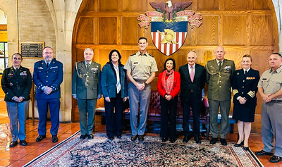 Margarita Robles visita la Academia Militar de West Point