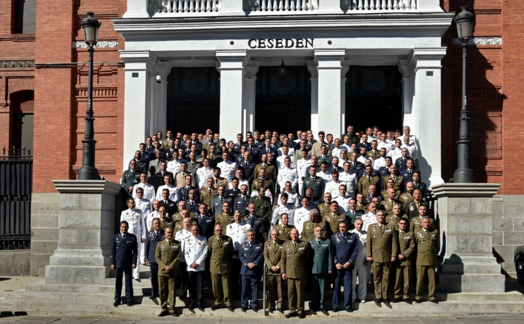 Alumnos del XIX CEMFAS